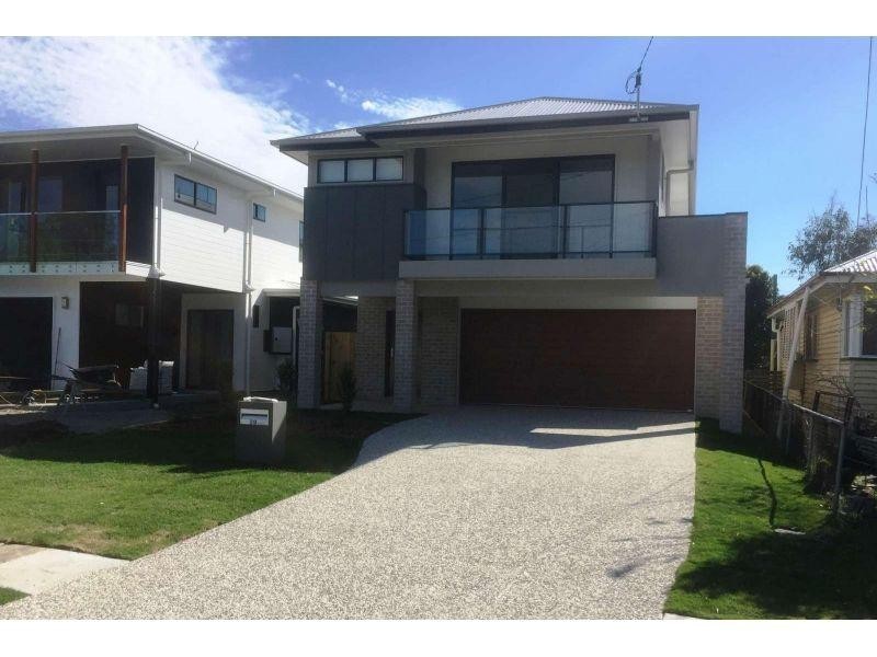 29 Burralong Street, Deagon QLD 4017