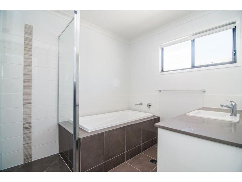 29 Burralong Street, Deagon QLD 4017