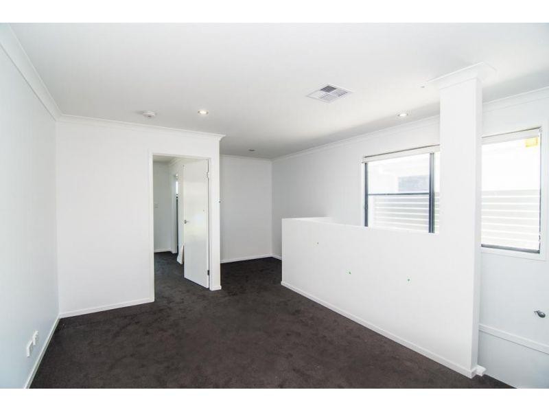 29 Burralong Street, Deagon QLD 4017