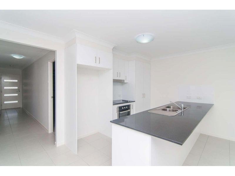 2/1 Riverpilly Court, Morayfield QLD 4506
