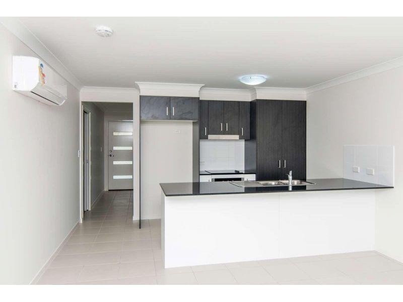 2/40 Tucker Street, Caboolture QLD 4510