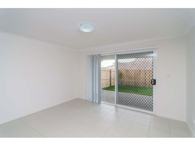 2/40 Tucker Street, Caboolture QLD 4510