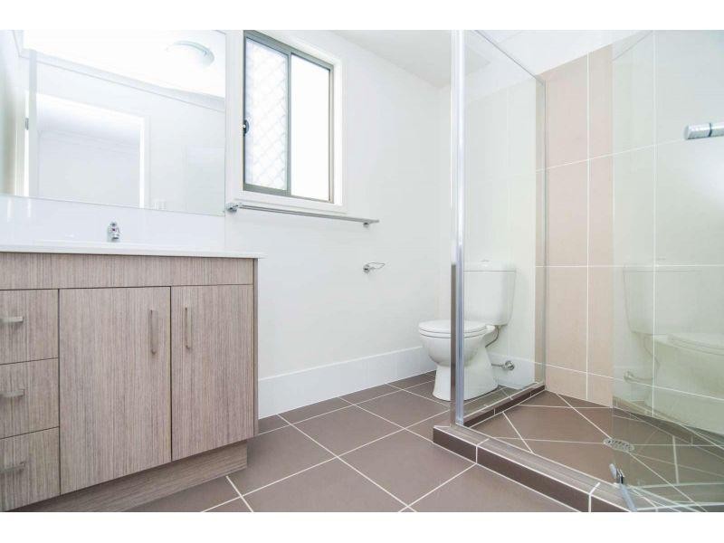 2/24 Leigh Crescent, Dakabin QLD 4503