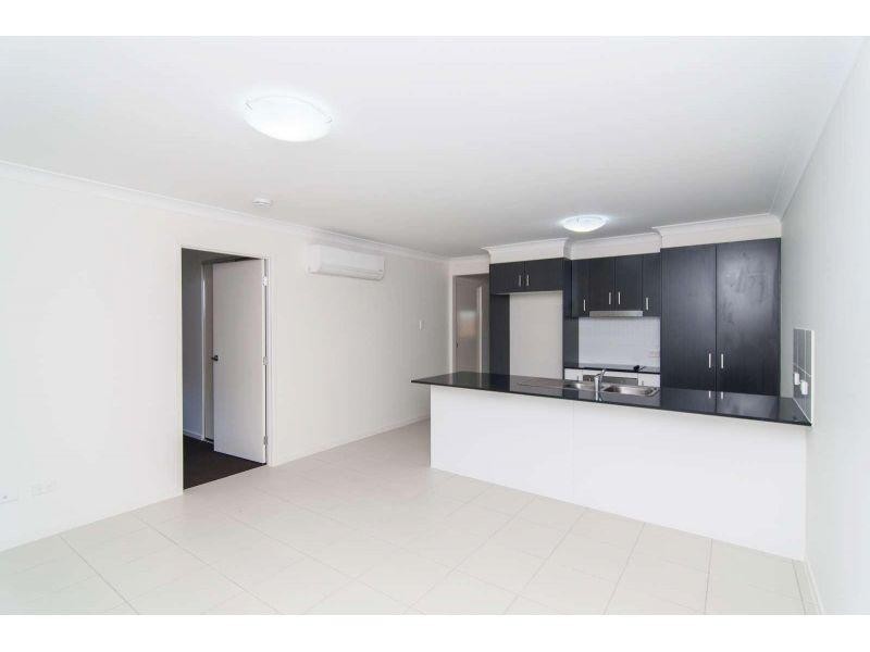 2/53 Tucker Street, Caboolture QLD 4510