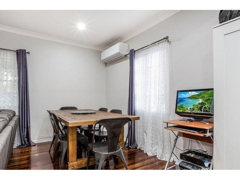 1/14  Ashmole Road, Redcliffe QLD 4020
