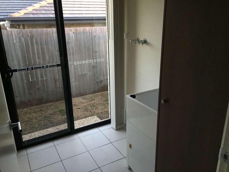8B Water Gum Crescent, Ningi QLD 4511