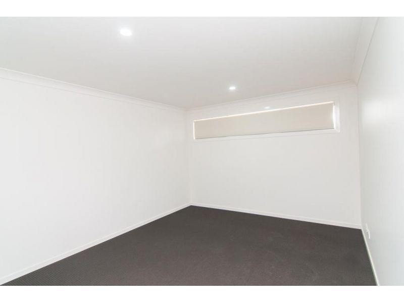 6 Eminence Drive, Narangba QLD 4504