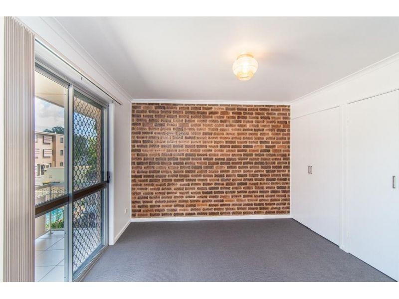 2/4 Thornely Close, Bellara QLD 4507