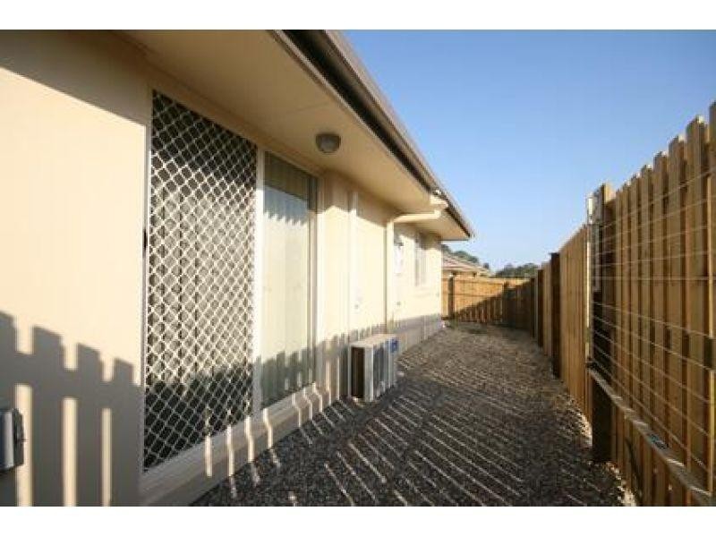 2/1 Lygon Place, Kallangur QLD 4503