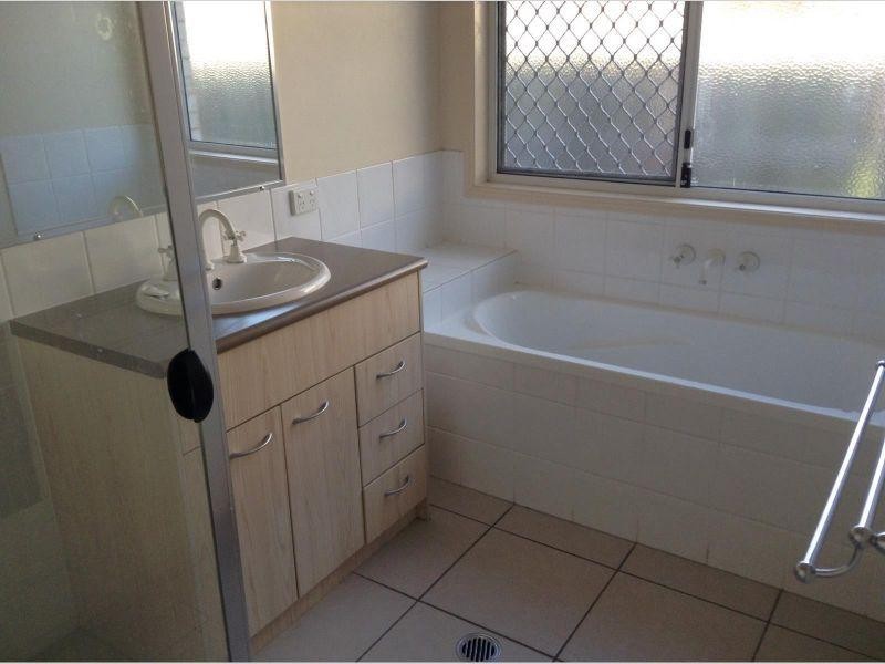 38 McGahey Street, Rothwell QLD 4022