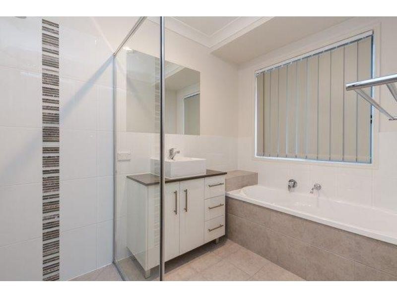 13 Nandina Court, Morayfield QLD 4506