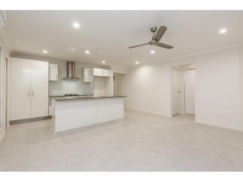 13 Nandina Court, Morayfield QLD 4506