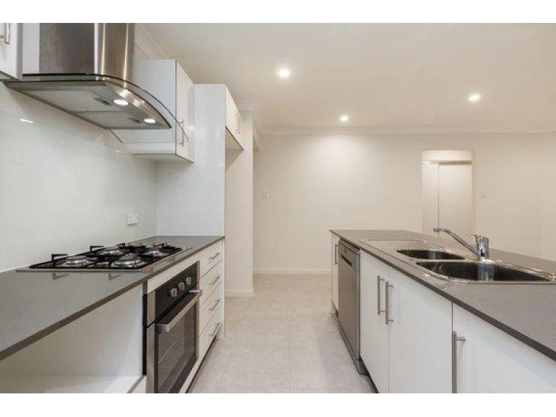 13 Nandina Court, Morayfield QLD 4506