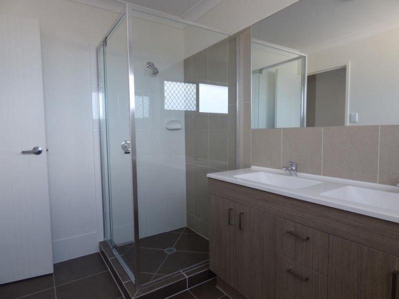 17 Stokes Street, North Lakes QLD 4509