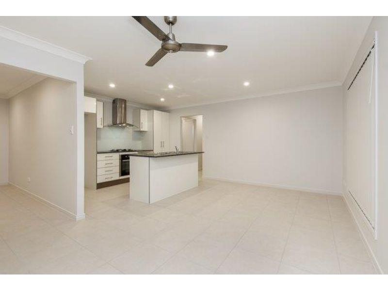 7 Eco Crescent, Narangba QLD 4504