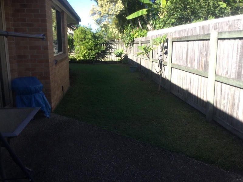 2/10 Belvedere Crescent, Bellmere QLD 4510