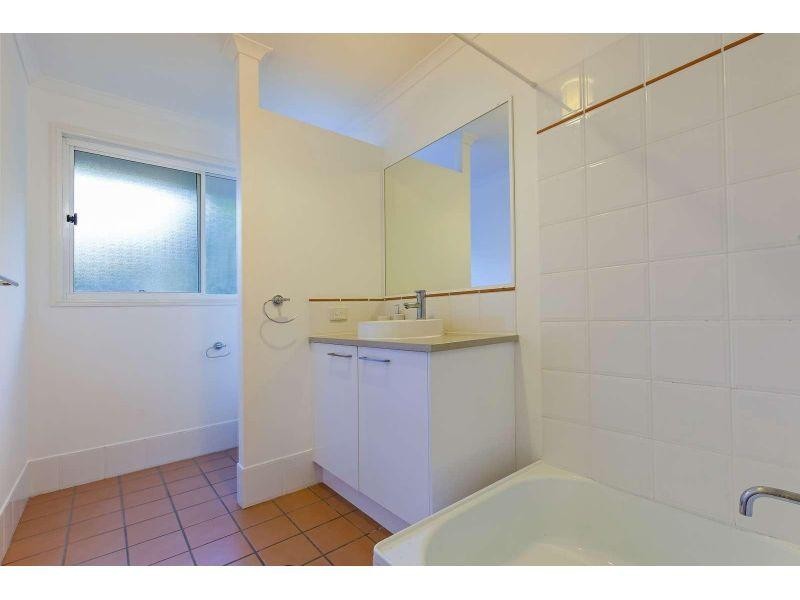 12 Lauren Drive, Buderim QLD 4556