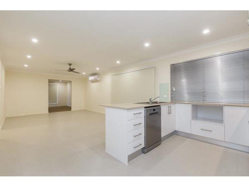 22 Greenhaven Circuit, Narangba QLD 4504