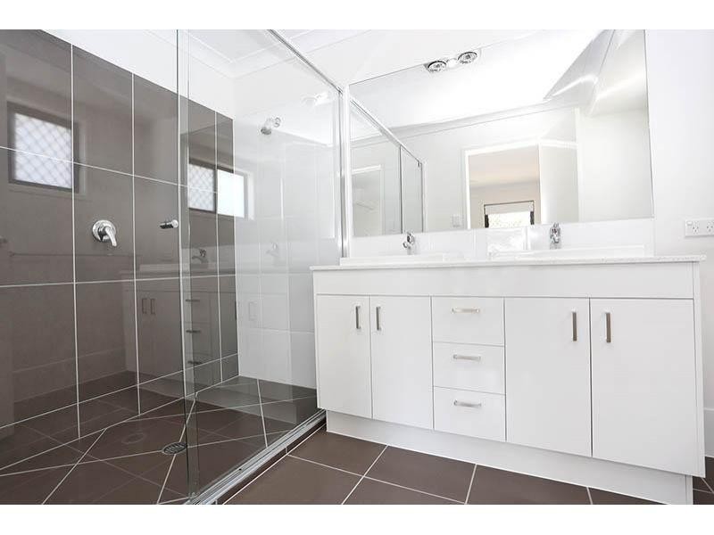 42 Greenhaven Circuit, Narangba QLD 4504