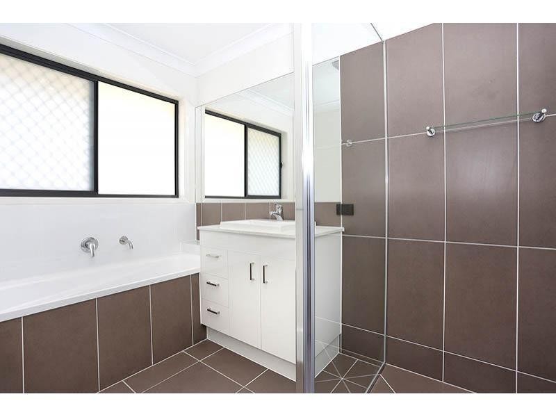 42 Greenhaven Circuit, Narangba QLD 4504