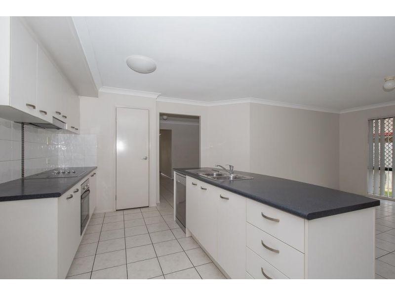 4 Whitlock Drive, Rothwell QLD 4022