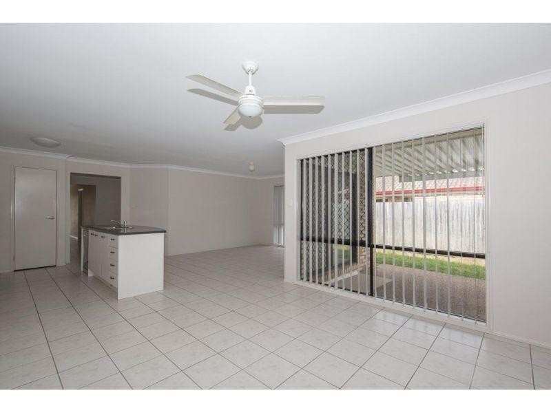 4 Whitlock Drive, Rothwell QLD 4022