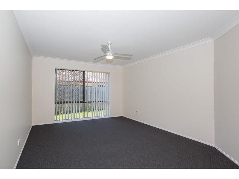 4 Whitlock Drive, Rothwell QLD 4022