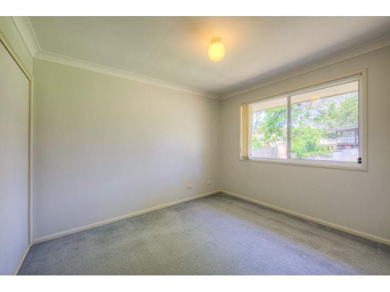 15 Pender Street, The Gap QLD 4061