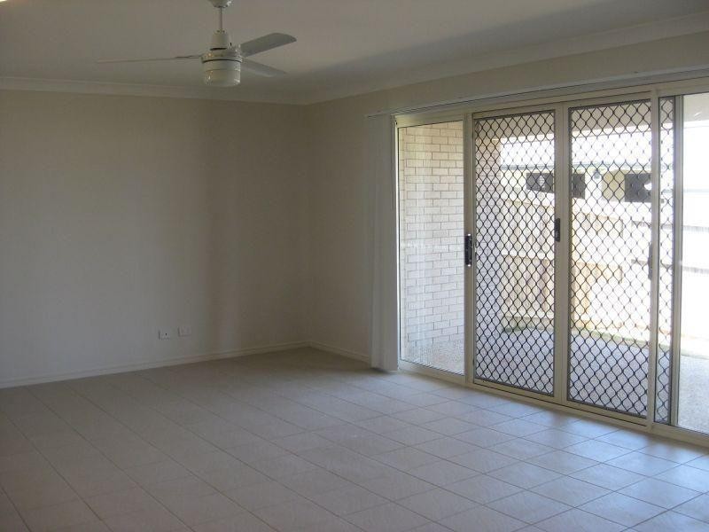 1/4 McKay Court, Bray Park QLD 4500