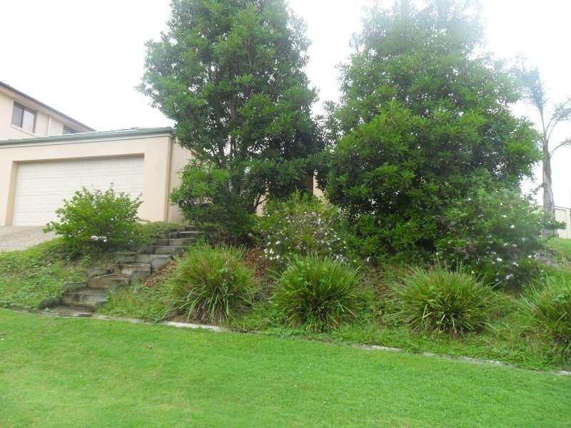 15 Ingles Circuit, Arundel QLD 4214