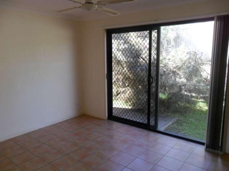 76 Ingles Circuit, Arundel QLD 4214