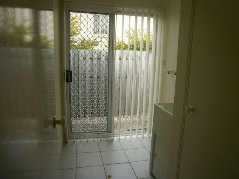 38 Marble Arch Place, Arundel QLD 4214