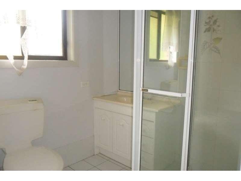 86 Edmund Rice Drive, Southport QLD 4215