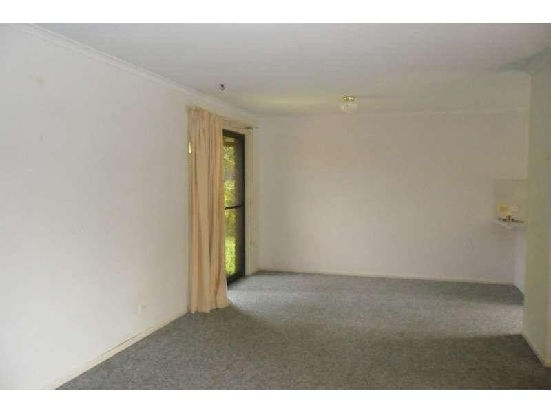 86 Edmund Rice Drive, Southport QLD 4215