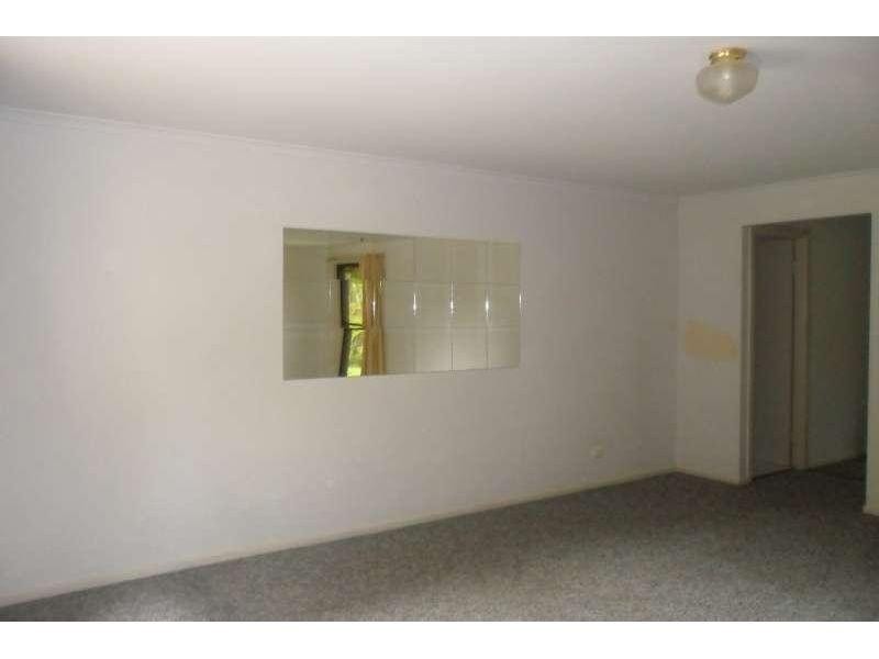 86 Edmund Rice Drive, Southport QLD 4215