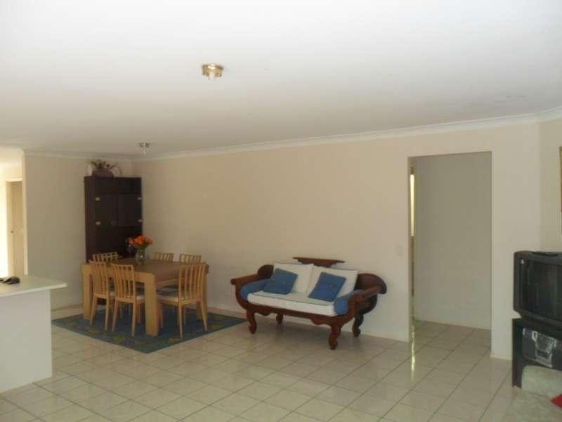 53 Ballybunion Drive, Parkwood QLD 4214