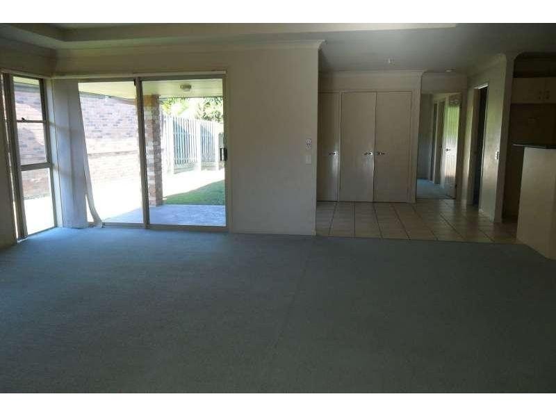 34 Meadowbank Drive, Upper Coomera QLD 4209