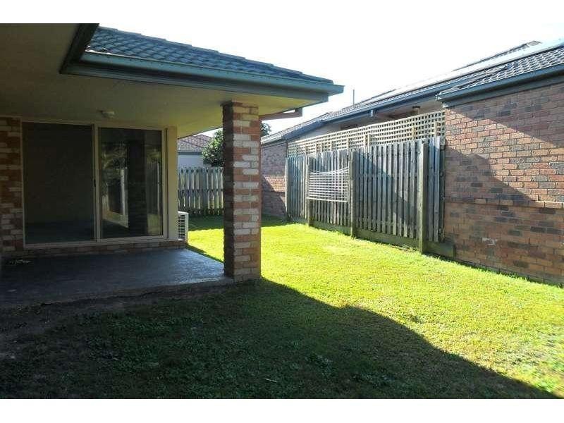 34 Meadowbank Drive, Upper Coomera QLD 4209