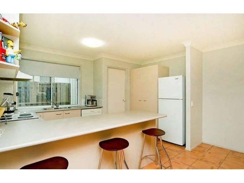 45 Marble Arch Place, Arundel QLD 4214