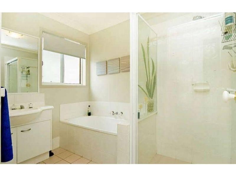 45 Marble Arch Place, Arundel QLD 4214