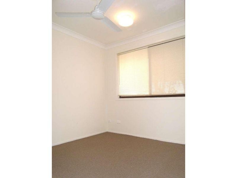 2/38 Middle Street, Labrador QLD 4215