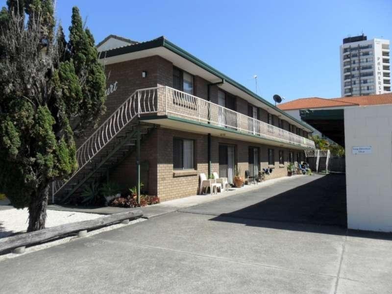 8/3 Railway Street, Southport QLD 4215