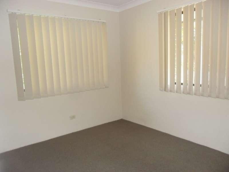 8/3 Railway Street, Southport QLD 4215