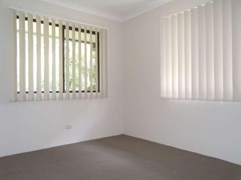 8/3 Railway Street, Southport QLD 4215