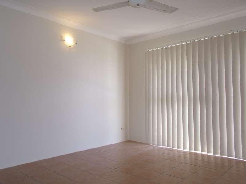 8/3 Railway Street, Southport QLD 4215