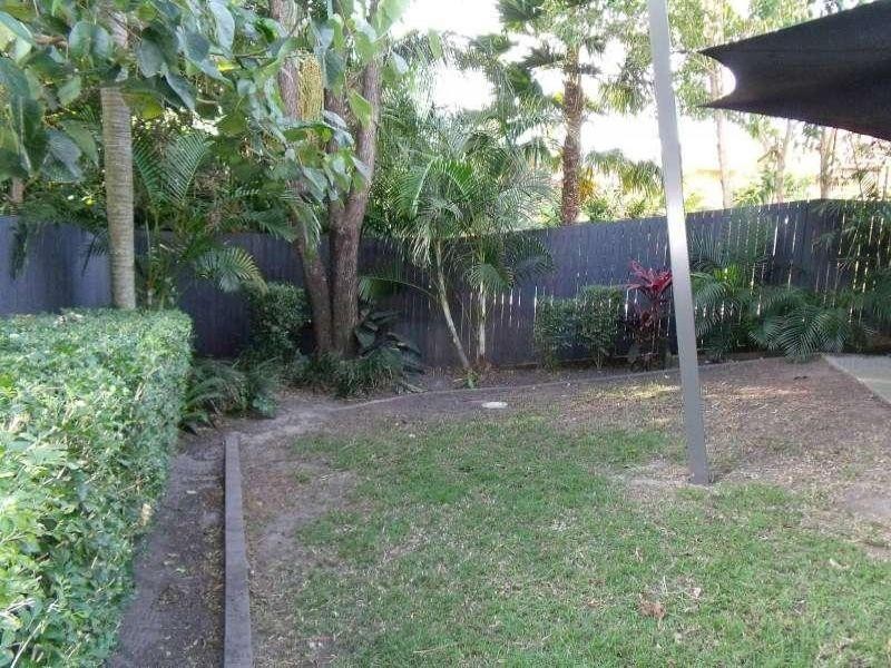 12 Brooke Avenue, Southport QLD 4215