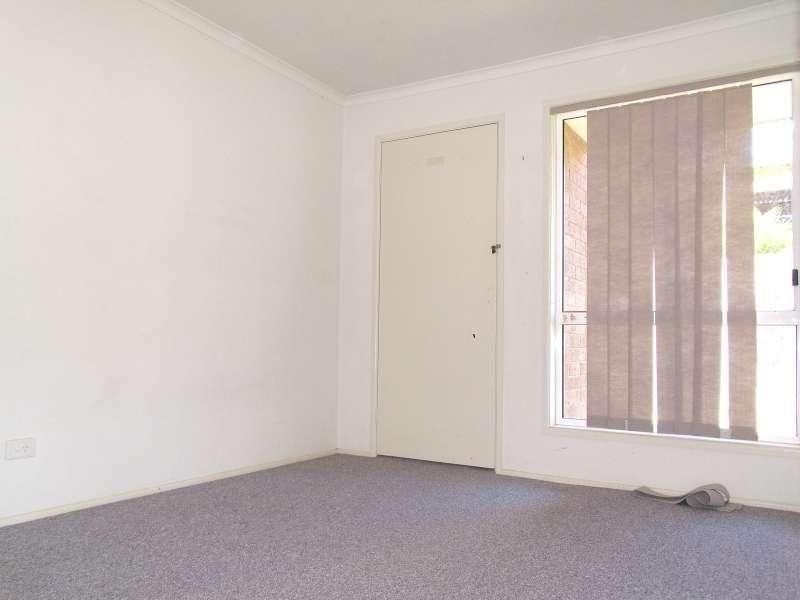 1/182 Whiting Street, Labrador QLD 4215