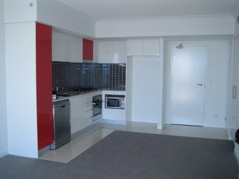 22602/5 Lawson Street, Southport QLD 4215