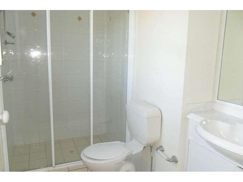 5/183 Government Road, Labrador QLD 4215