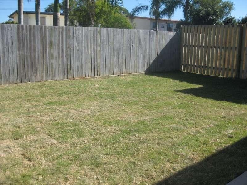 2/10 Halifax Court, Bray Park QLD 4500